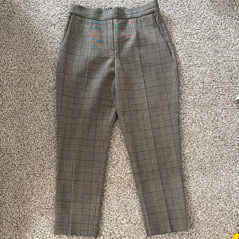 Babaton Gray Red Black Plaid Stretch Pants 6